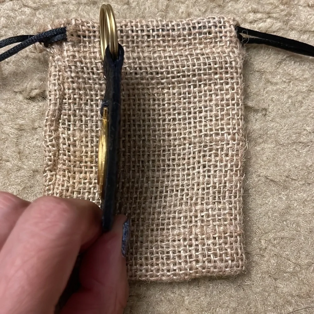 Vintage Maserati Keychain - Picture 3 of 5